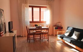 Il Turri- Lovely Apartment In The Center Of L'Aquila